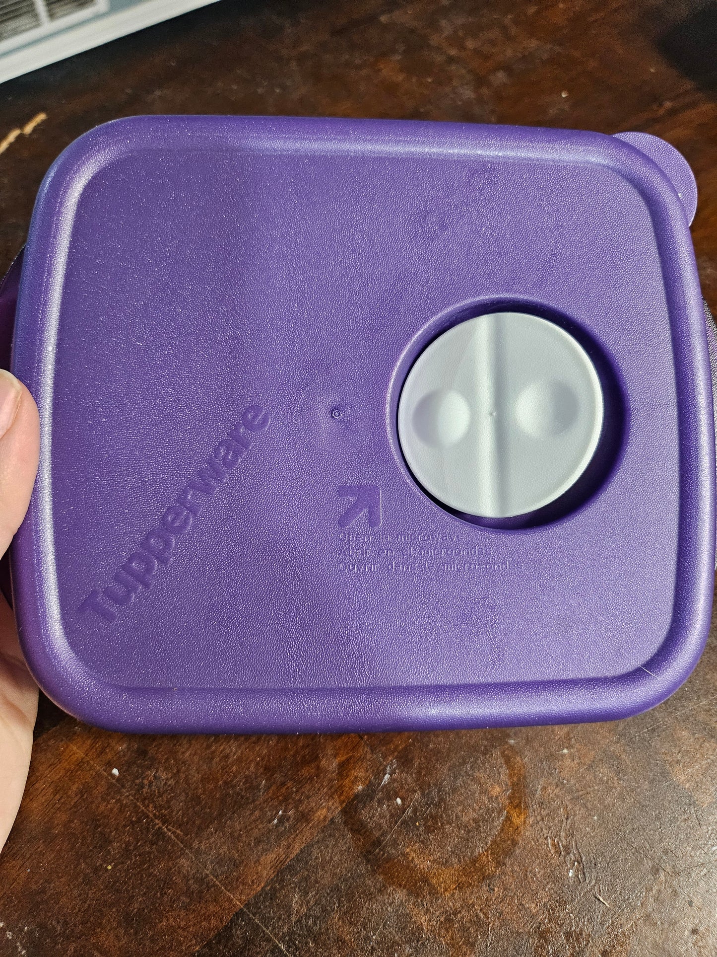 Purple Tupperware Rock-n-Serve Divider Dish - Reheatable & Vented (with original lid)