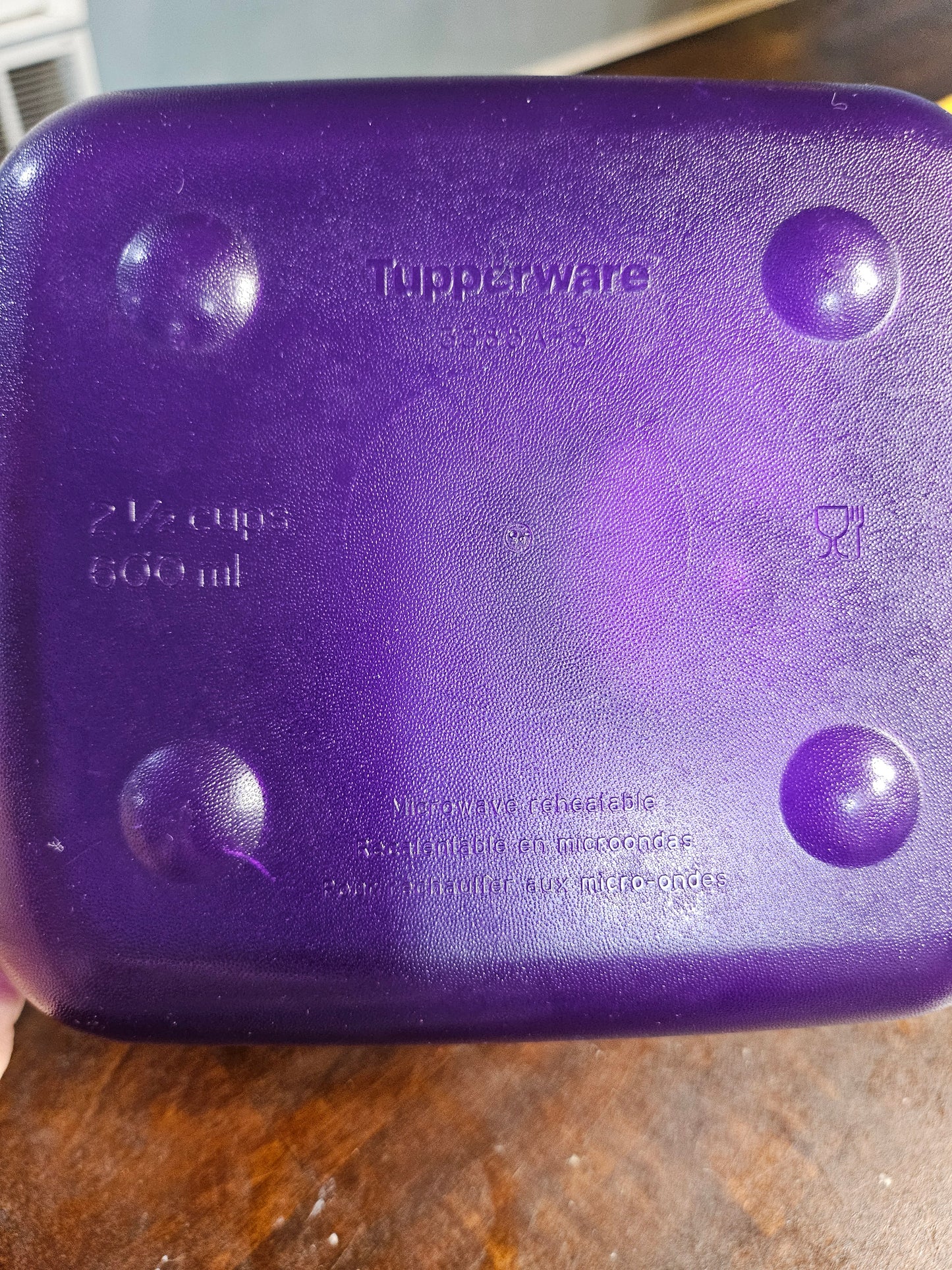 Purple Tupperware Rock-n-Serve Divider Dish - Reheatable & Vented (with original lid)