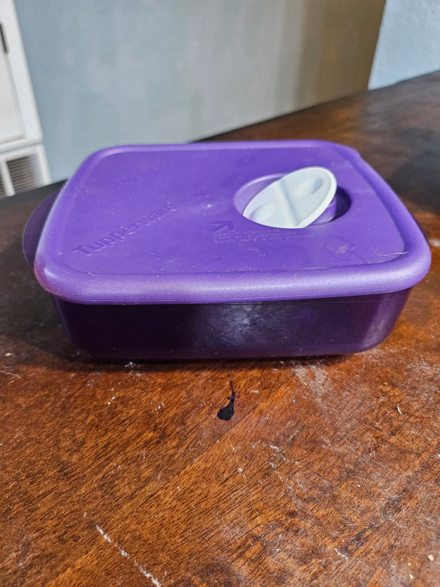 Purple Tupperware Rock-n-Serve Divider Dish - Reheatable & Vented (with original lid)